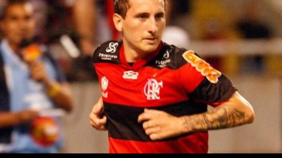 Imagem Botinelli pode ser mais um a reforçar o Vitória 