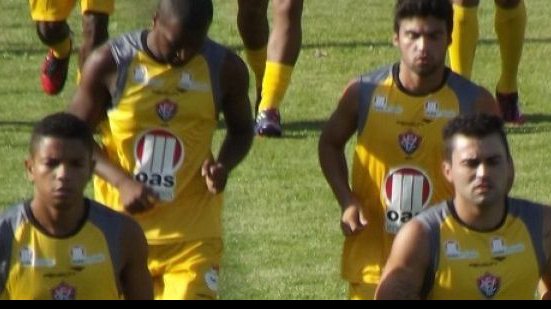 Imagem Treino do Vitória tem despedida, estreia e dúvidas