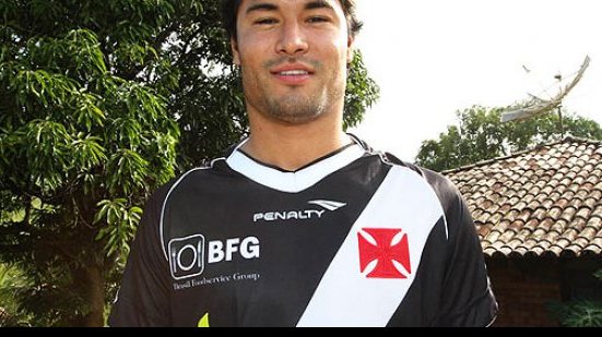 Imagem Pedro Ken agradece ao torcedor e espera voltar ao Vitória
