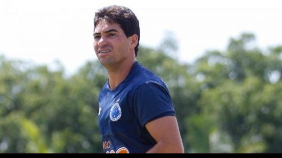 Imagem Cruzeiro confirma empréstimo de lateral Marcos ao Vitória