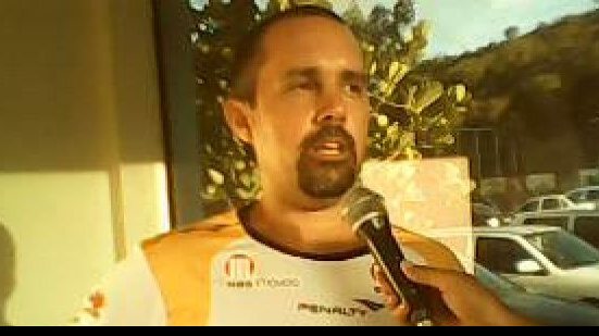 Imagem Após anunciar saída, Fisiologista volta atrás e segue no Vitória