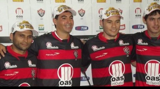 Imagem Marcos, Cajá, Biancucchi e Caceres são apresentados no Vitória