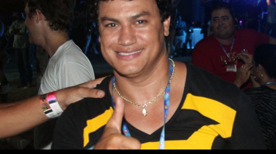 Imagem Após despedida, Popó negocia luta histórica contra Pacquiao