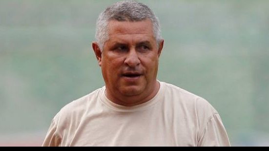 Imagem  Arnaldo Lira muda time para jogo contra o Botafogo