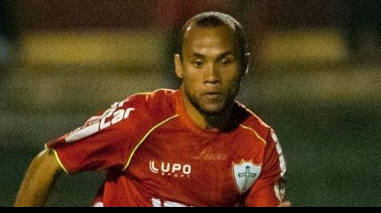 Imagem Diretor do Cruzeiro confirma acerto com Ananias
