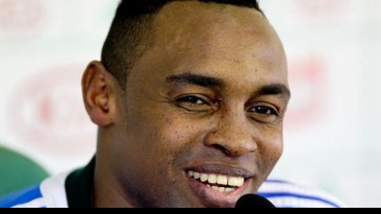 Imagem &quot;Vou jogar no maior clube da Bahia&quot;, provoca ex-rubro-negro Obina