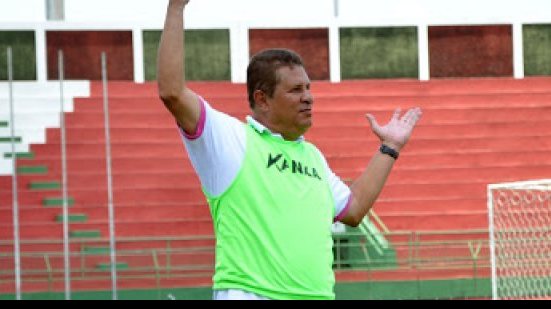 Imagem Arnaldo Lira critica atuação do time após triunfo diante do Botafogo
