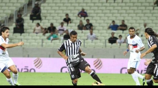Imagem Ingressos para Bahia x Ceará começam a ser vendidos na terça