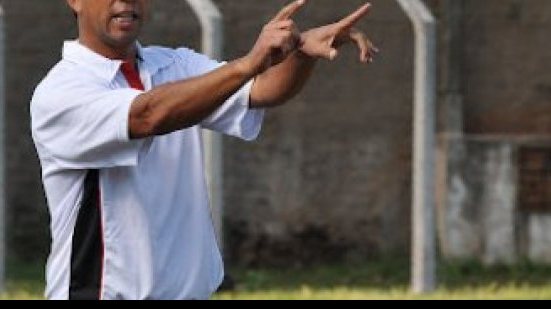 Imagem Cai mais um técnico do Baianão 2013