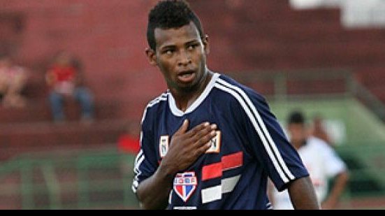 Imagem  Bruninho espera voltar a atuar como em 2011 no Bahia de Feira
