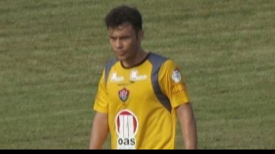 Imagem Renato Cajá elogia gramado do Salgueiro