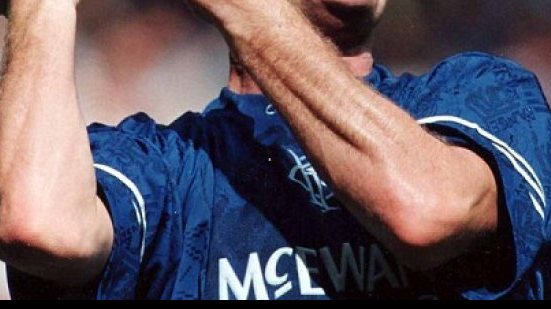 Imagem Amigos fazem campanha para Gascoigne parar de beber