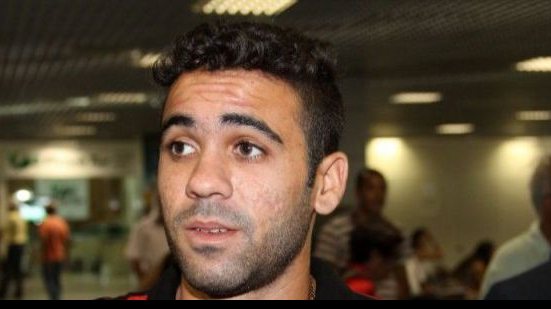 Imagem Gabriel Soares comemora oportunidades no time do Vitória