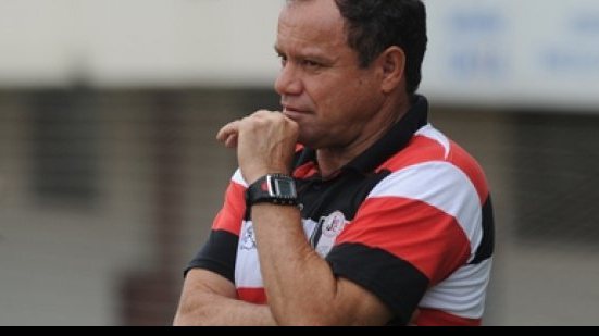 Imagem Ex-técnico do dupla BaVi assume time lanterna do goiano