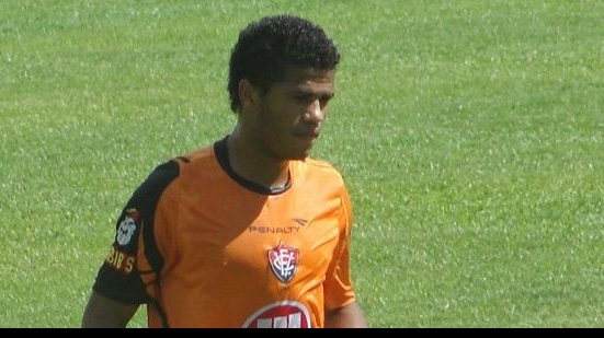 Imagem Atlético (PR) confirma acerto por empréstimo do lateral Léo