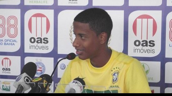 Imagem Lateral do Bahia é o único do Nordeste convocado para Seleção sub-17