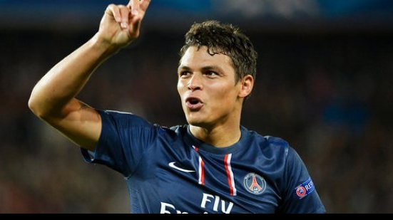 Imagem Ex-zagueiro diz que defesa da Seleção será Thiago Silva e mais um