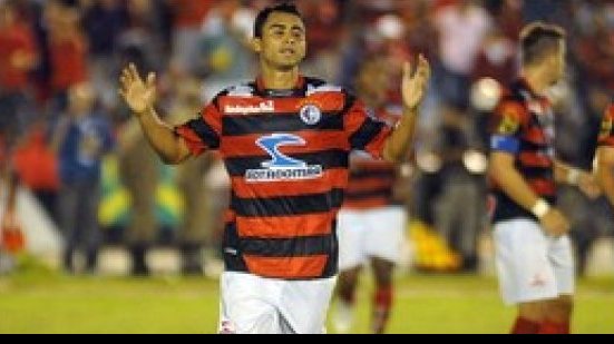 Imagem Campinense empata com o Sport e é semifinalista do Nordestão