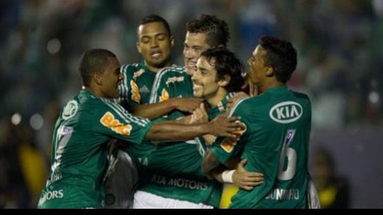 Imagem Palmeiras e Corinthians ficam no empate em clássico