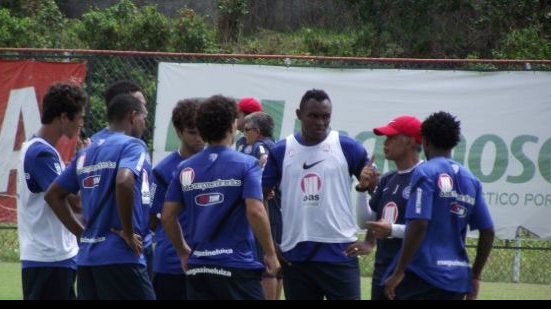 Imagem Jorginho comandou treino tático no Fazendão  