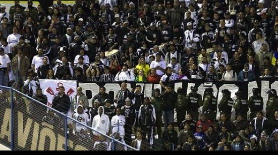 Imagem Conmebol proíbe torcida do Corinthians em seus jogos