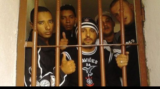 Imagem Dois torcedores do Corinthians são indiciados como responsáveis pela morte de ga
