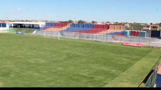 Imagem Serrano mudará de cidade se passar à segunda fase do Baiano
