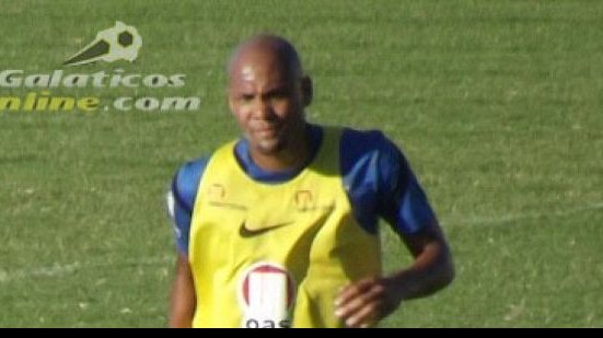 Imagem Atacante do Bahia é parado em blitz de Lei Seca e se recusa a fazer o teste