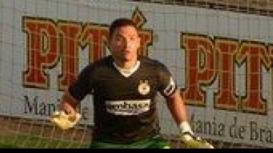 Imagem Sem levar gol há cinco jogos, goleiro faz história no Juazeiro