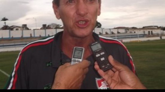 Imagem  Zanata rebate e faz críticas ao presidente do Fluminense