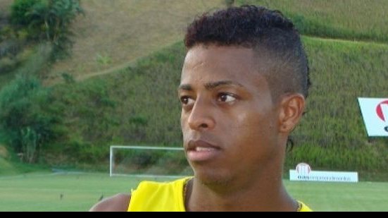Imagem Após derrota Keno pede para Botafogo manter a cabeça erguida