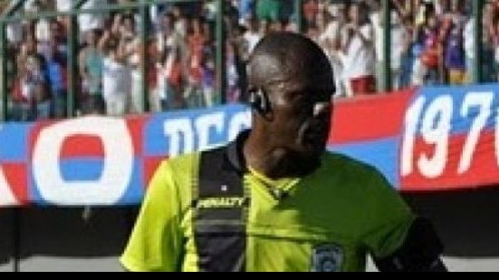Imagem Árbitro baiano irá apitar clássico do Campeonato Goiano