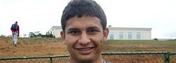 Imagem Elkeson, meia-atacante do Vitória