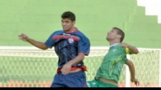 Imagem Desejado por clubes, Rômulo mantém foco no Bahia de Feira