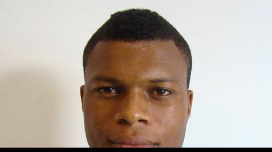 Imagem Goleiro com passagem pelo Bahia acerta com o Galícia