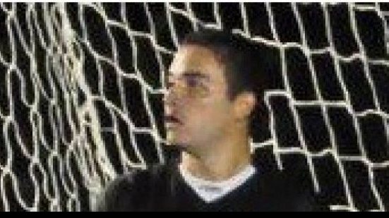 Imagem Goleiro Marcos Vinícius sente a coxa e pode não enfrentar o Bahia