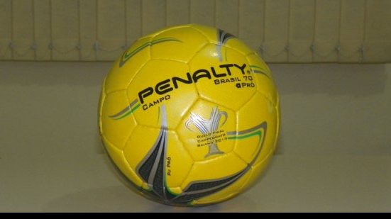 Imagem FBF apresenta bola feita para a final do Baianão 
