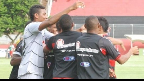 Imagem Vitória vence o Bahia e conquista o tricampeonato Baiano sub-20