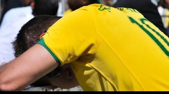 Imagem Brasil despenca no ranking da FIFA e é superado pela Bósnia