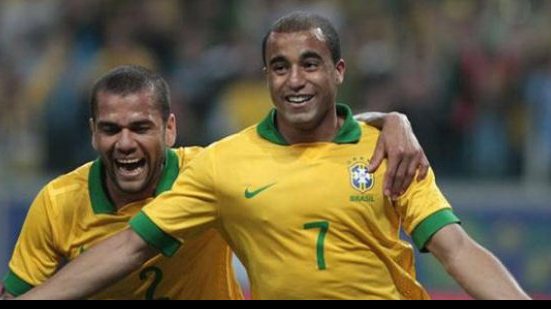 Imagem Vídeo: bastidores com muito pagode e a concentração da seleção brasileira