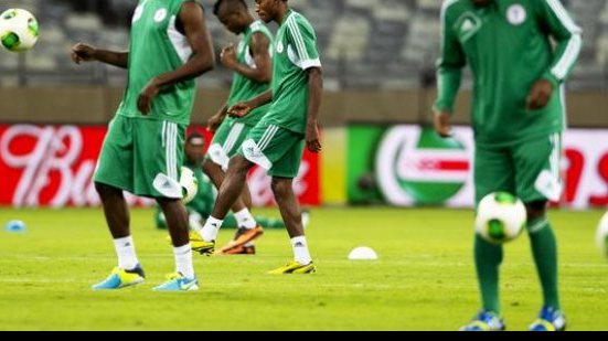 Imagem C. Confederações: após boicote, Nigéria encara Taiti nesta segunda