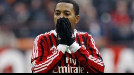 Imagem Santos se assusta com exigências por Robinho