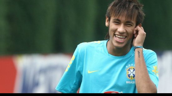 Imagem Estafe de Neymar reclama da fragilidade do Taiti 