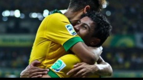 Imagem Dois brasileiros estão na briga pela bola de Ouro da C. das Confederações