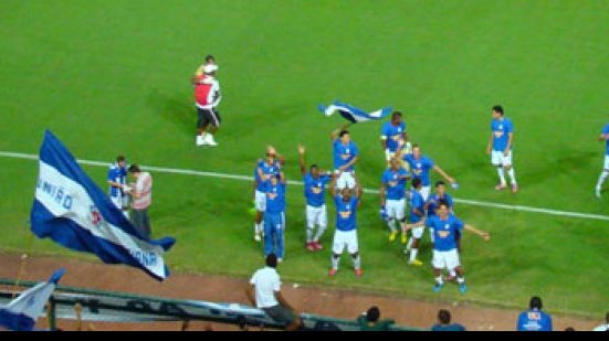 Imagem Diretoria do Galícia faz promoção para encher Pituaçu na final