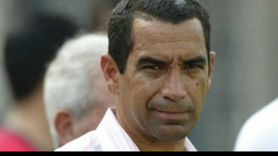 Imagem Zinho é o novo gerente de futebol do Santos