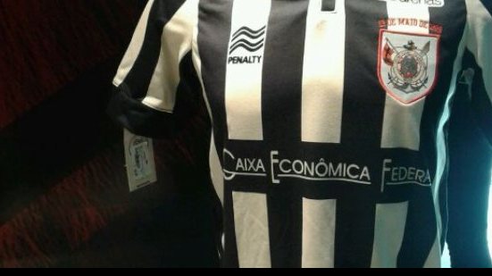 Imagem Confira as novas camisas do Vitória