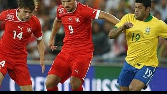 Imagem Com gol contra de ex-Bahia, Brasil perde para Suíça