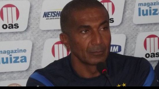 Imagem “Vamos mudar este cenário”, diz Cristóvão após 3ª derrota seguida 