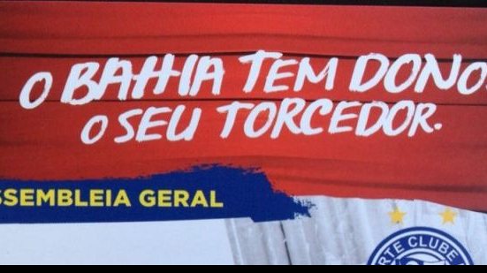 Imagem Torcedores retiram cédulas de votação para Assembleia do Bahia